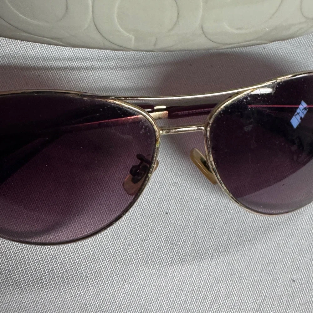 Coach Jaclyn Aviator Sunglasses Gold/Garnet - HC 7028 (L915 with Cream Case